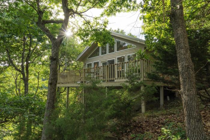 beaver lake cottages