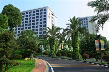 Venus Royal Hotel,In Bao'an (Shajing),4 star