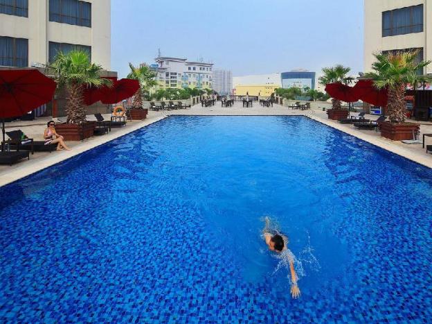 venus royal hotel
