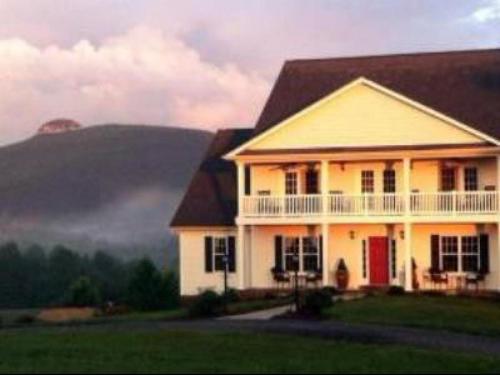 A Mighty Oak B&B,King>>Boonville,3 star