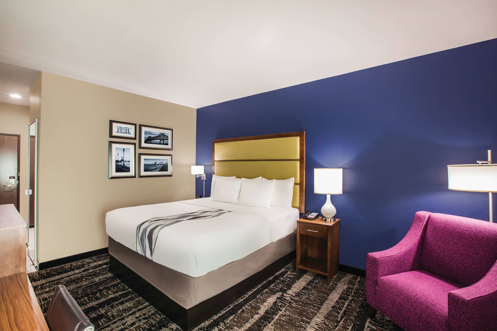La Quinta Inn & Suites Baton Rouge - Port Allen,Port Allen>>Baton Rouge,3 star