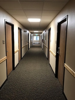 woodside dells hotel and suites