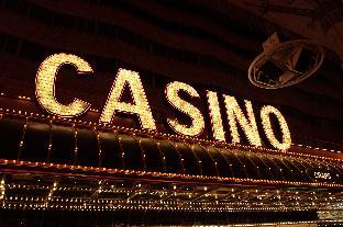The Yellow Penthouse,Las Vegas>>Clark County,3 star