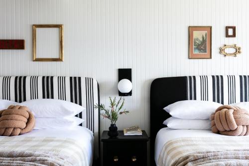 bluebird ocean point inn