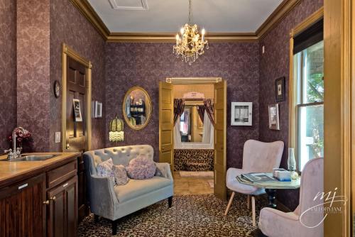 The Peabody House,Shell Knob>>Eureka Springs,4 star