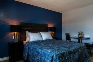 Pala Motel,Los Angeles County>>Los Angeles,3 star