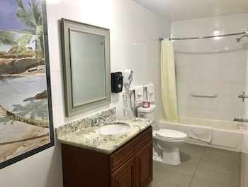 norwalk inn and suites