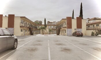 norwalk inn and suites
