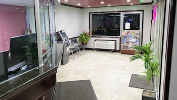 express inn newport news