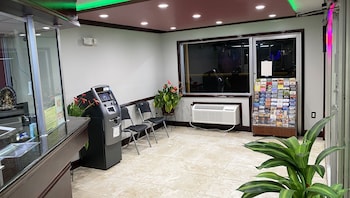 express inn newport news