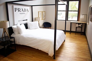 hotel grinnell ascend hotel collection