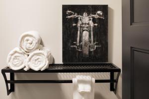 hotel grinnell ascend hotel collection