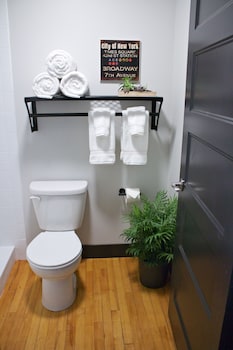 hotel grinnell ascend hotel collection