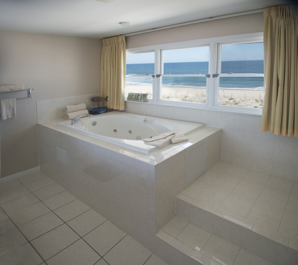 drifting sands oceanfront hotel