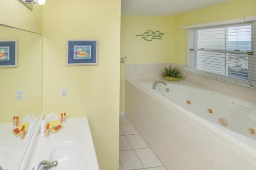 drifting sands oceanfront hotel