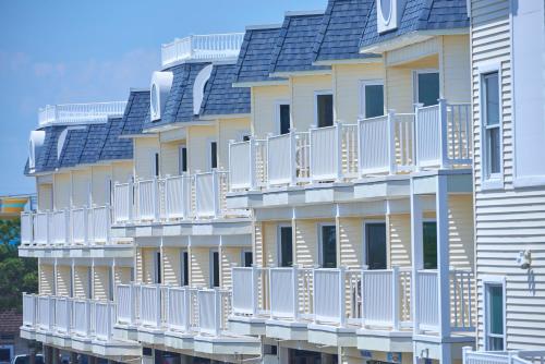 drifting sands oceanfront hotel