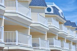 drifting sands oceanfront hotel