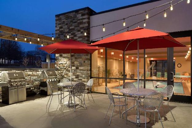 home2 suites by hilton leavenworth downtown