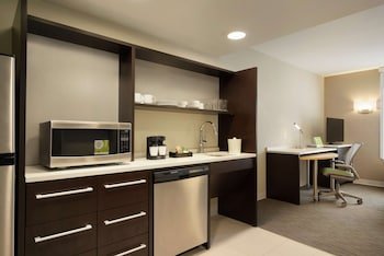 home2 suites by hilton leavenworth downtown