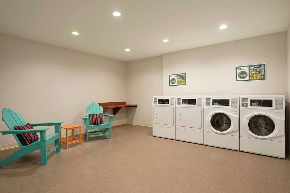 home2 suites by hilton leavenworth downtown