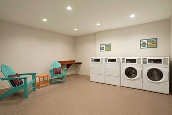 home2 suites by hilton leavenworth downtown