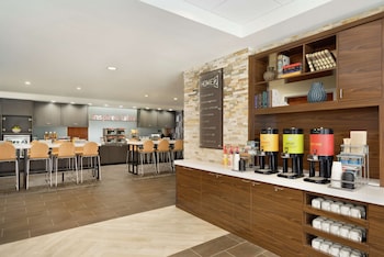 home2 suites by hilton leavenworth downtown