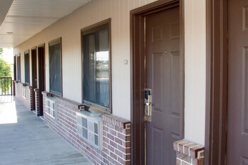cottonwood inn