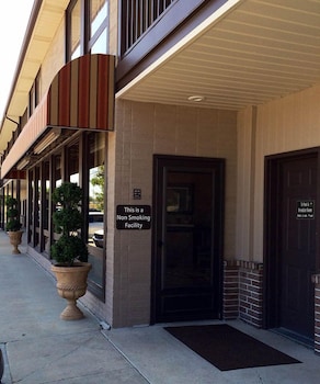 Cottonwood Inn,Kansas>>Phillipsburg,3 star