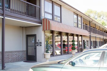Cottonwood Inn,Kansas>>Phillipsburg,3 star