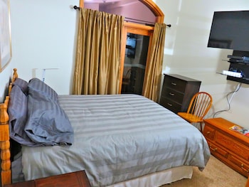 mein haus bed and breakfast