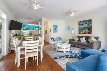 sunnyside up by brightwild pool parking