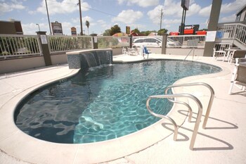 texas inn airport mcallen