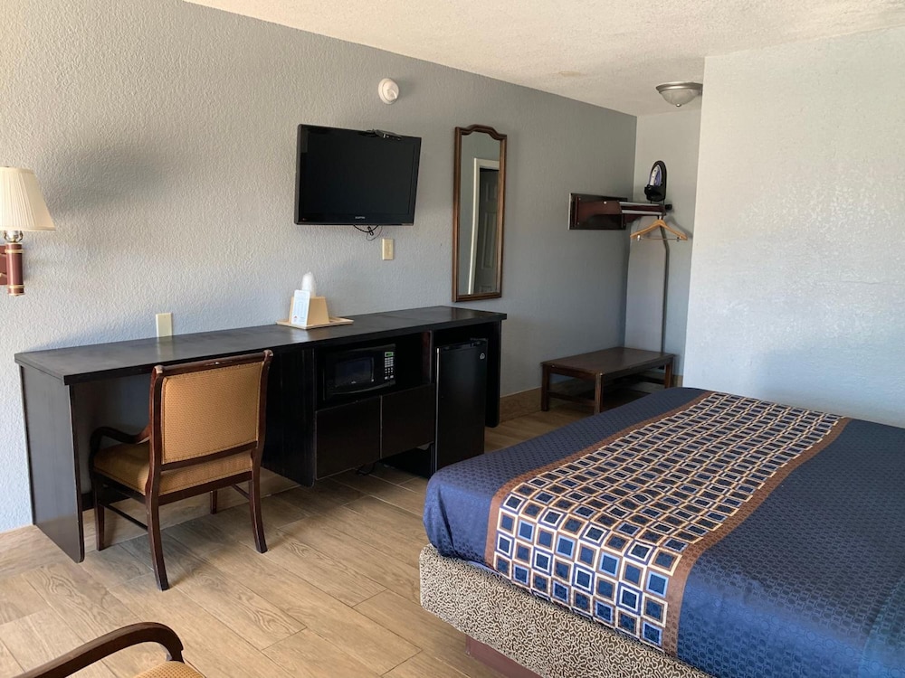 texas inn airport mcallen