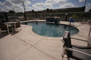texas inn airport mcallen