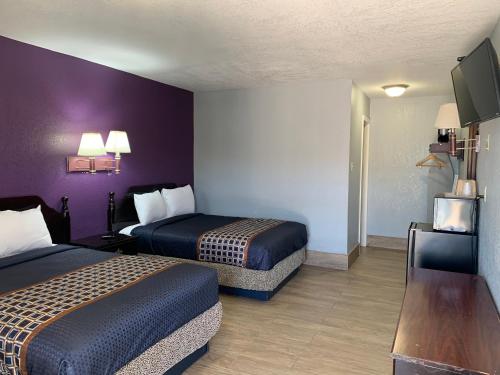 Texas Inn Airport Mcallen,Near Chase Texas Tower,2 star