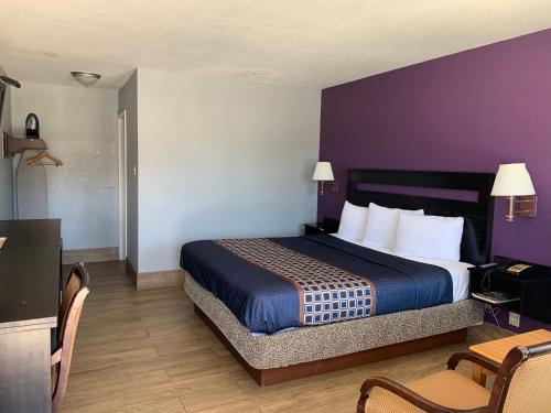 Texas Inn Airport Mcallen,Near Chase Texas Tower,2 star