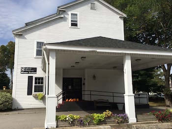 hunters grille and tap at the grafton inn