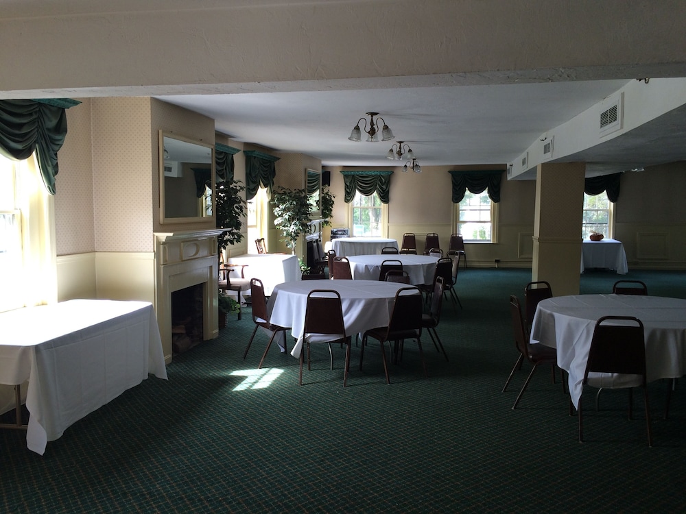 hunters grille and tap at the grafton inn