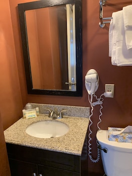 hunters grille and tap at the grafton inn