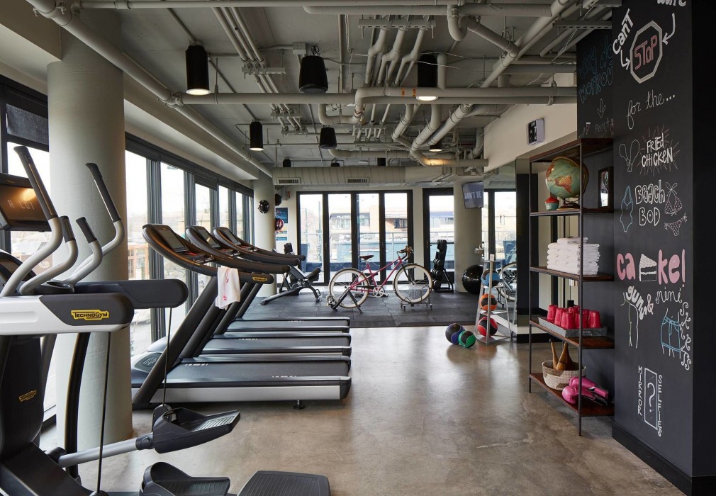 moxy denver cherry creek