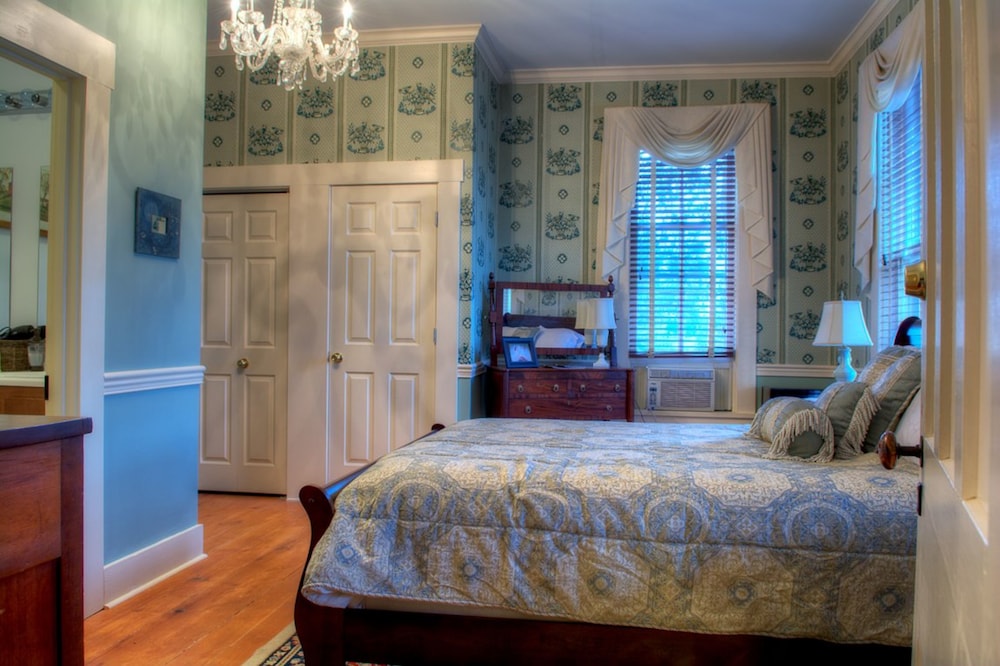 emmas bed and breakfast