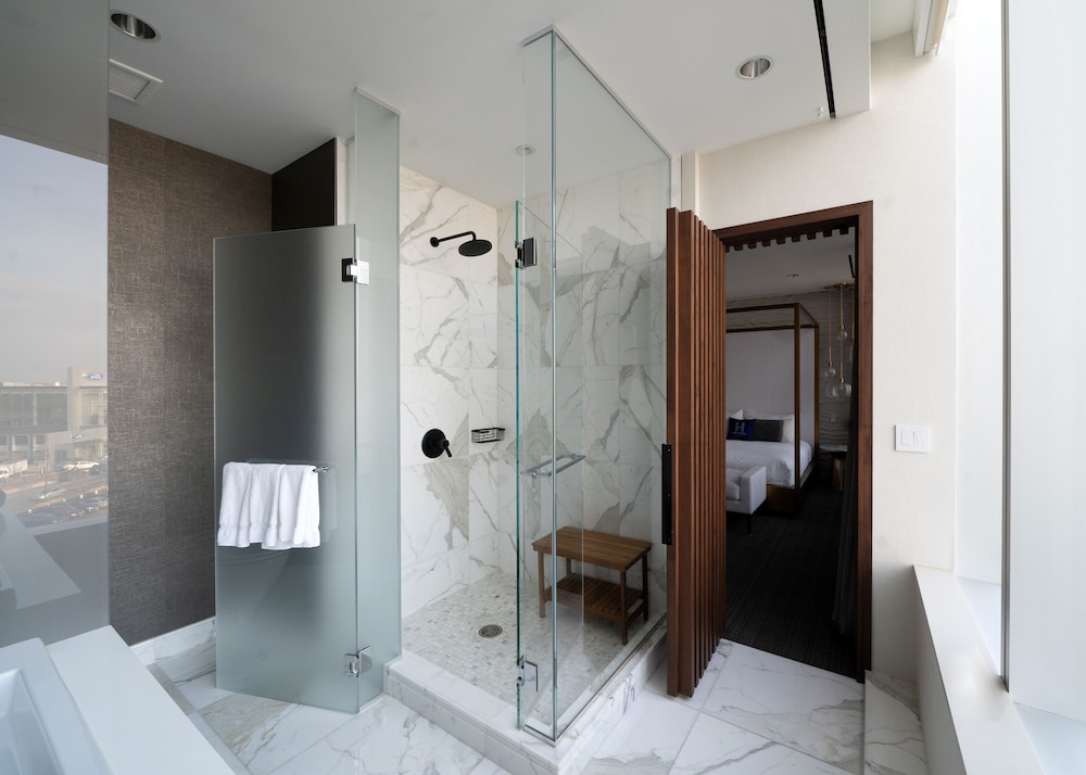 the hotel at midtown