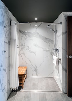 the hotel at midtown