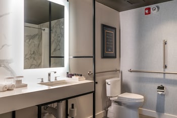 The Hotel At Midtown,West Town>>Chicago,4 star