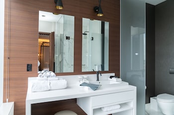 The Hotel At Midtown,West Town>>Chicago,4 star