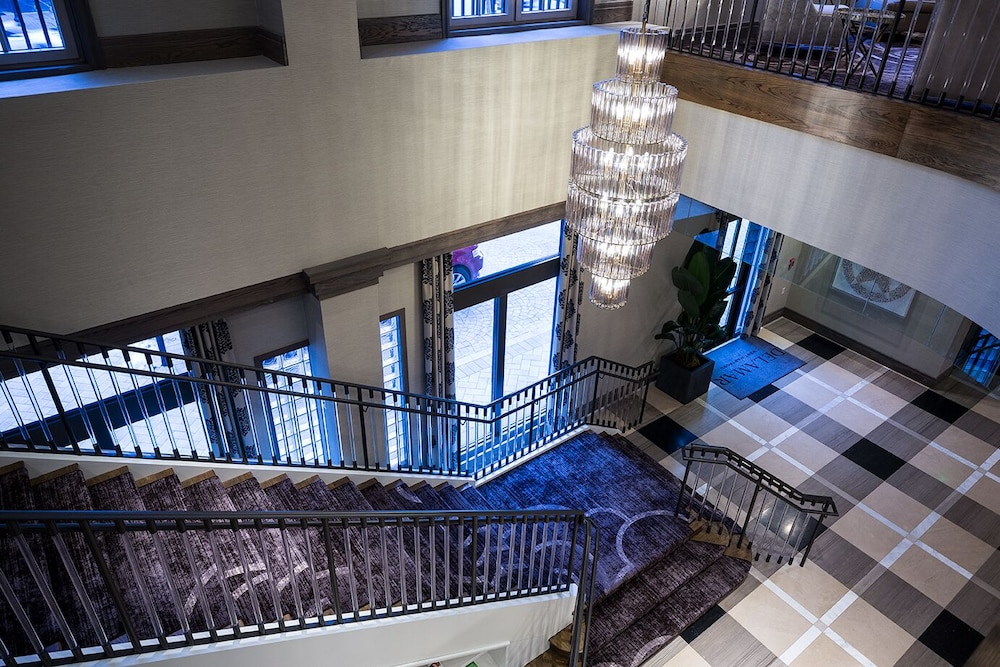 delamar west hartford