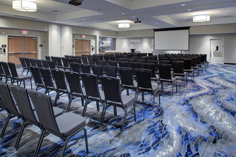 fairfield inn and suites by marriott allentown west