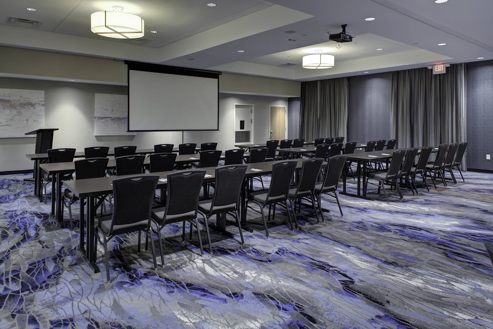 fairfield inn and suites by marriott allentown west