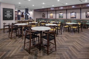 fairfield inn and suites by marriott allentown west