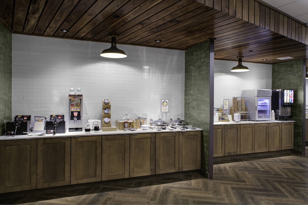 fairfield inn and suites by marriott allentown west